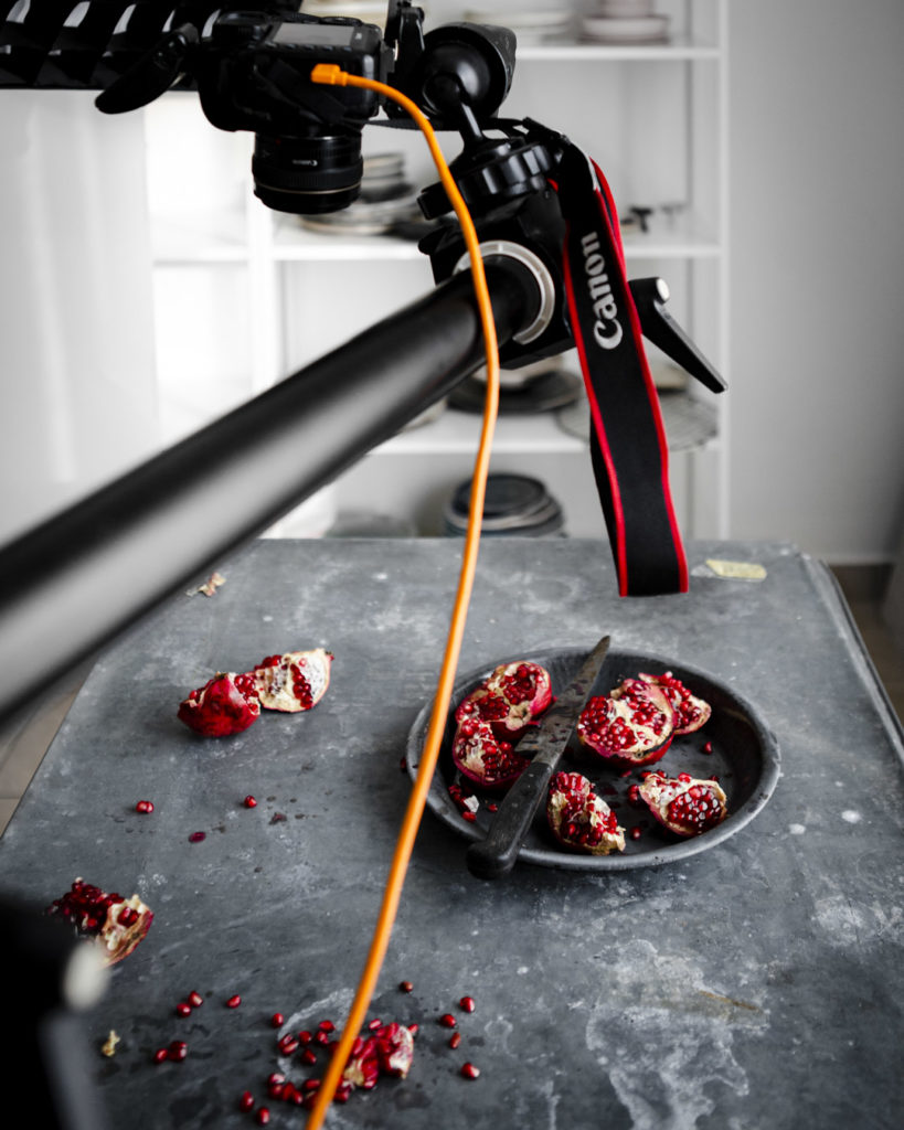In order to master food photography, you take to take hold of the tools of the trade.